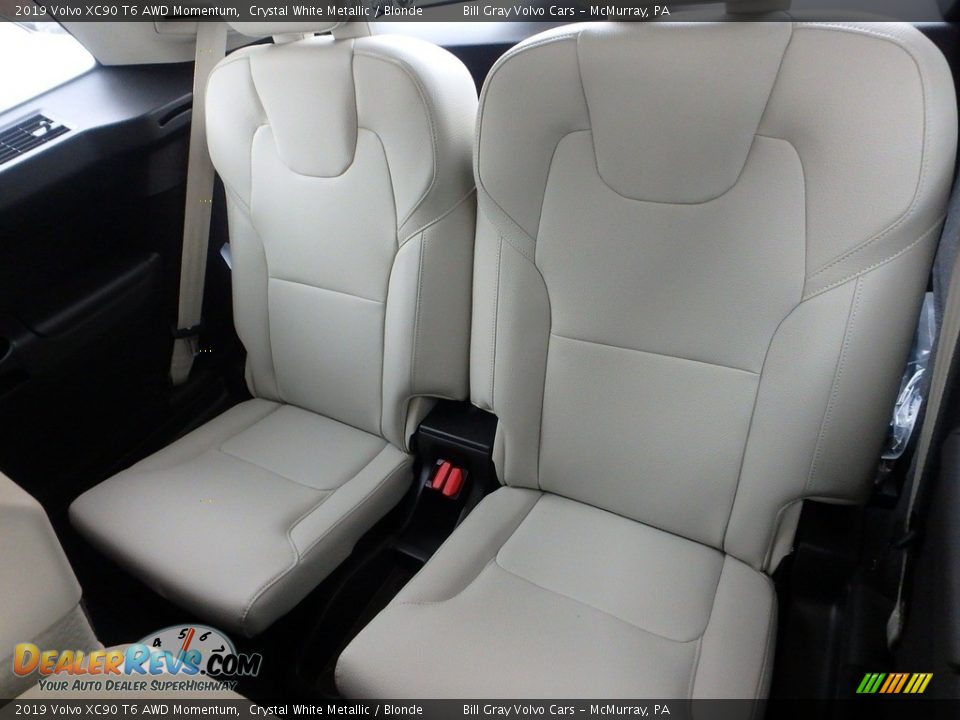 2019 Volvo XC90 T6 AWD Momentum Crystal White Metallic / Blonde Photo #9