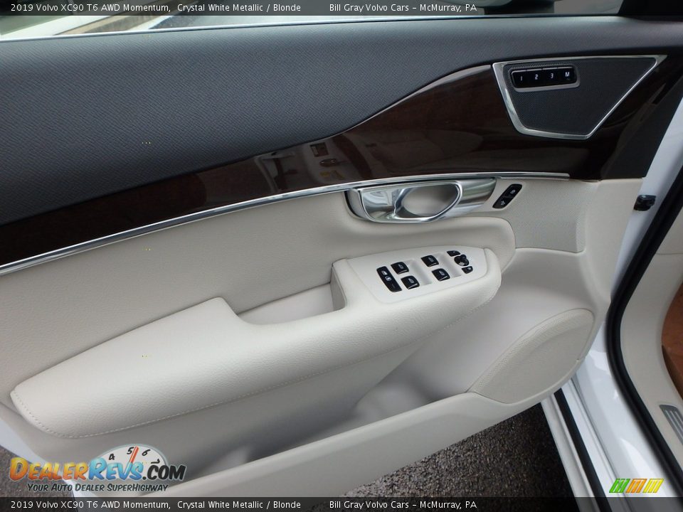 2019 Volvo XC90 T6 AWD Momentum Crystal White Metallic / Blonde Photo #11
