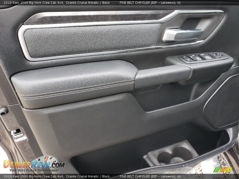 2019 Ram 1500 Big Horn Crew Cab 4x4 Granite Crystal Metallic / Black Photo #8
