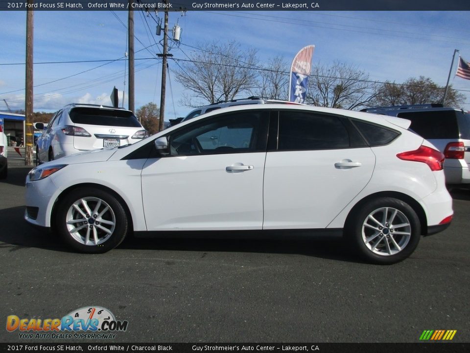 2017 Ford Focus SE Hatch Oxford White / Charcoal Black Photo #4