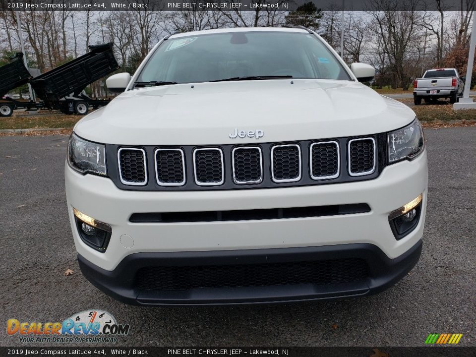 2019 Jeep Compass Latitude 4x4 White / Black Photo #2