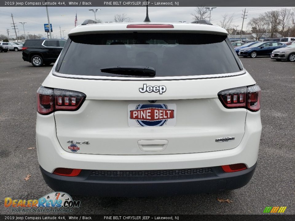 2019 Jeep Compass Latitude 4x4 White / Black Photo #5