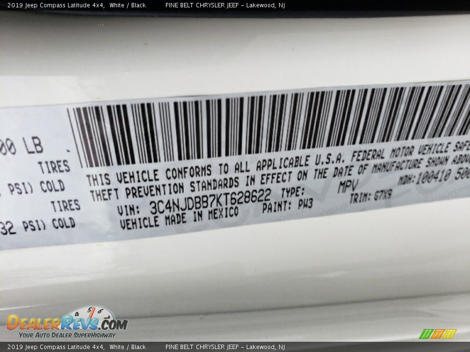 2019 Jeep Compass Latitude 4x4 White / Black Photo #9