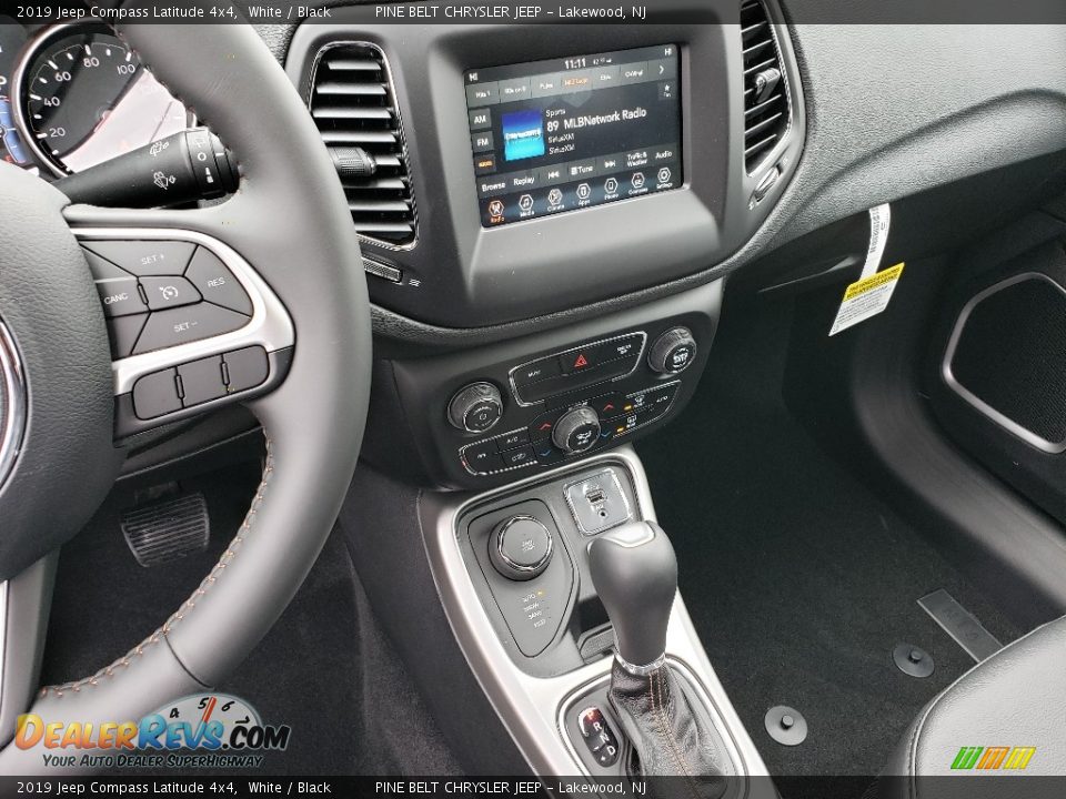 2019 Jeep Compass Latitude 4x4 White / Black Photo #10