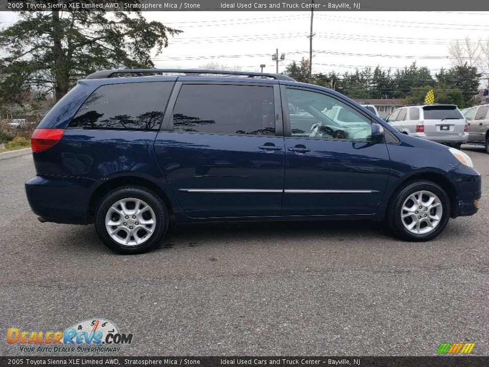 2005 Toyota Sienna XLE Limited AWD Stratosphere Mica / Stone Photo #8