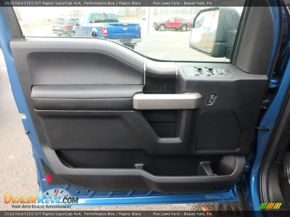 Door Panel of 2019 Ford F150 SVT Raptor SuperCab 4x4 Photo #14