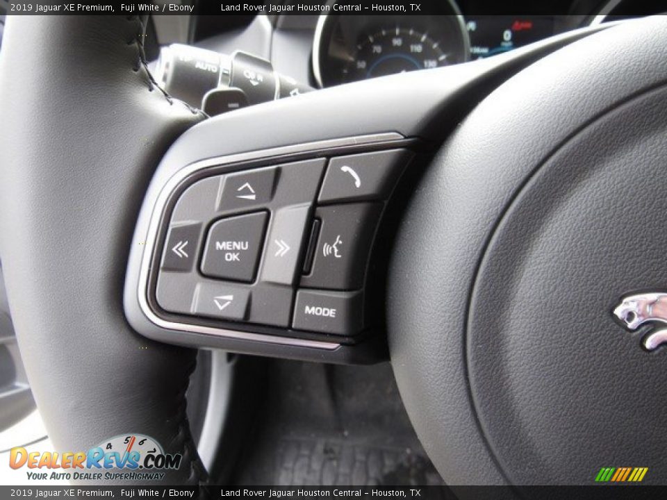 2019 Jaguar XE Premium Steering Wheel Photo #26