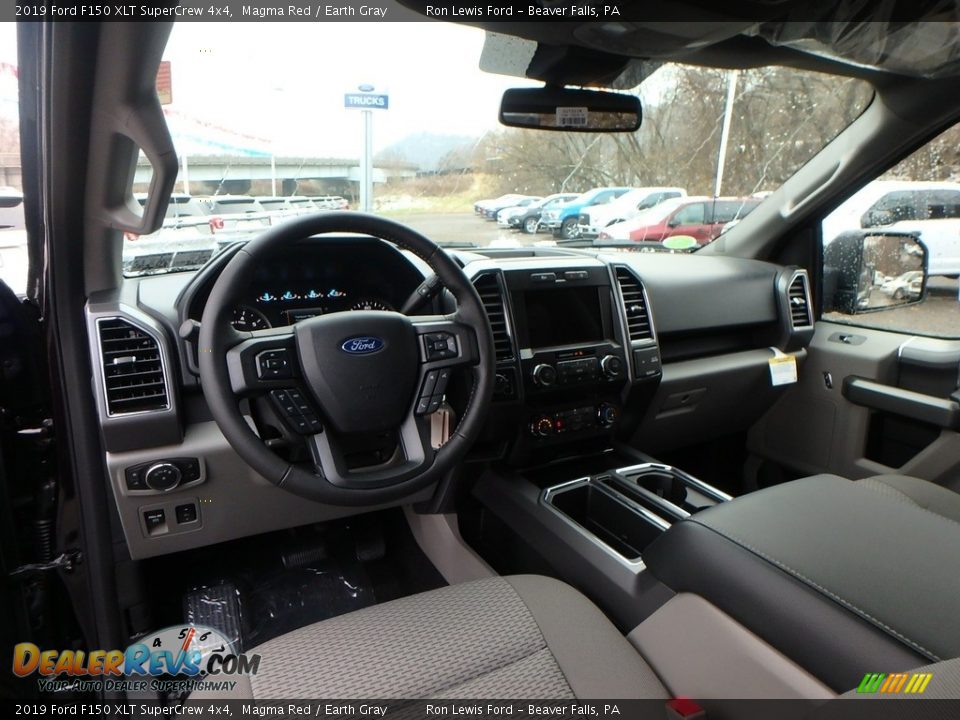 Earth Gray Interior - 2019 Ford F150 XLT SuperCrew 4x4 Photo #12