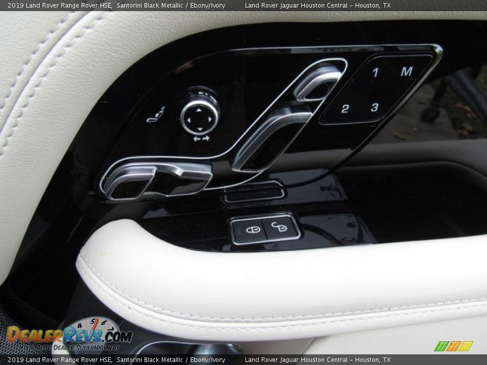 Controls of 2019 Land Rover Range Rover HSE Photo #22