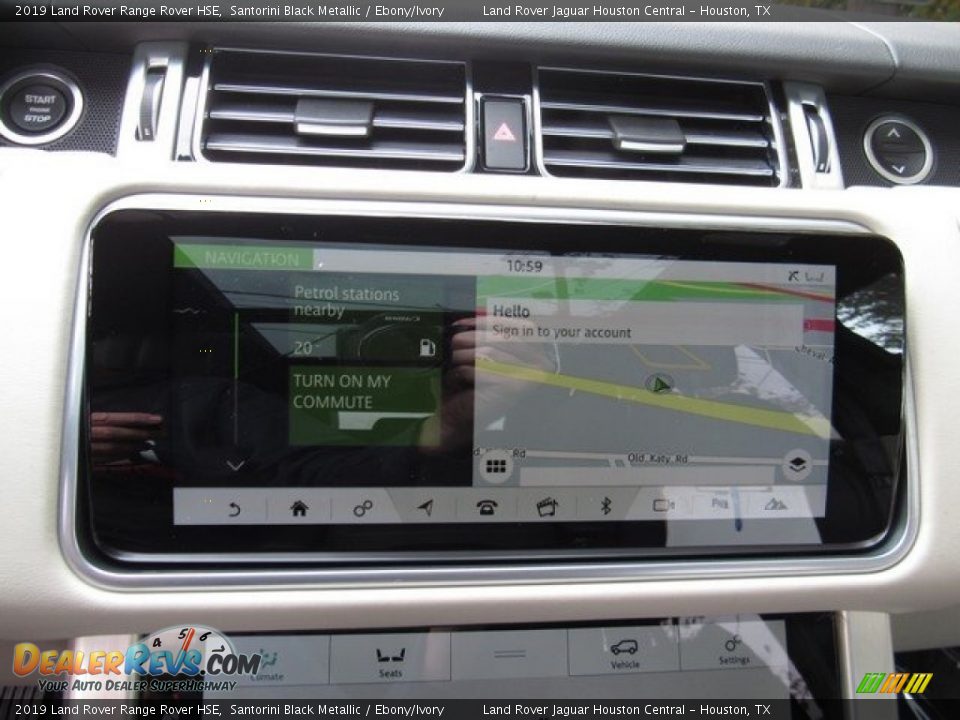 Navigation of 2019 Land Rover Range Rover HSE Photo #35