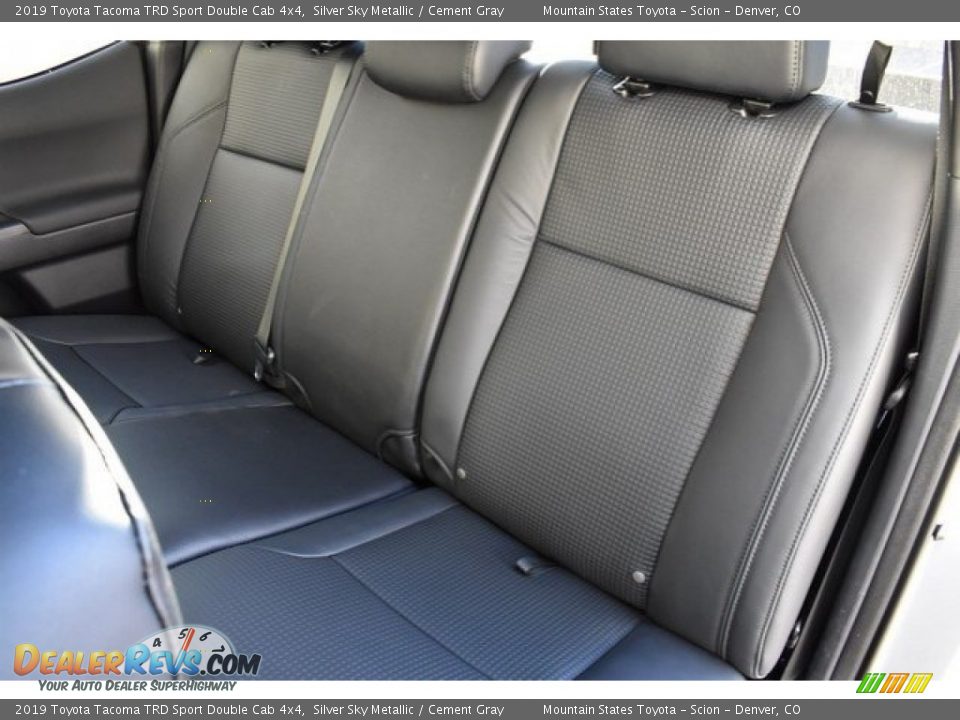 2019 Toyota Tacoma TRD Sport Double Cab 4x4 Silver Sky Metallic / Cement Gray Photo #16