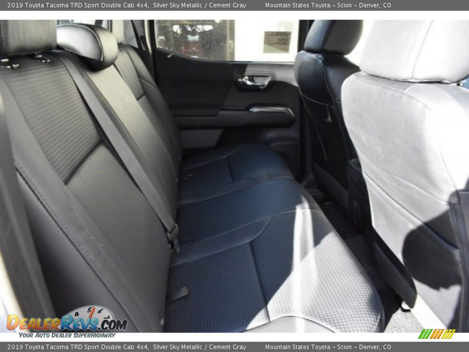 2019 Toyota Tacoma TRD Sport Double Cab 4x4 Silver Sky Metallic / Cement Gray Photo #18