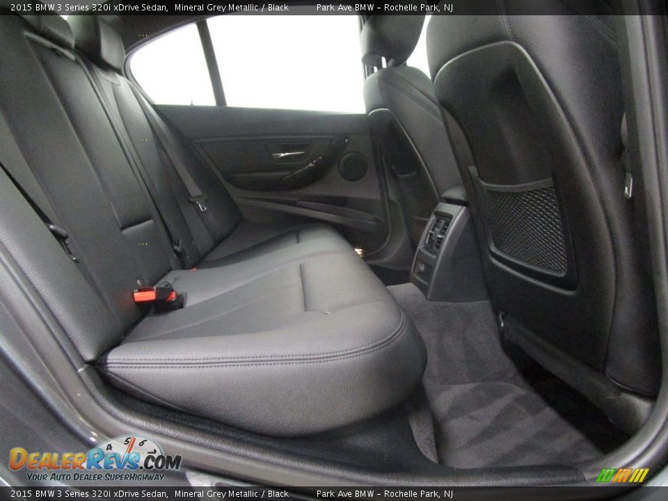 2015 BMW 3 Series 320i xDrive Sedan Mineral Grey Metallic / Black Photo #18