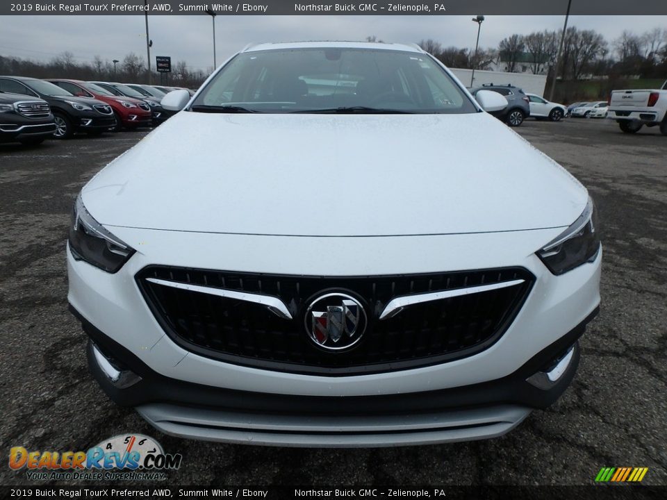 2019 Buick Regal TourX Preferred AWD Summit White / Ebony Photo #2