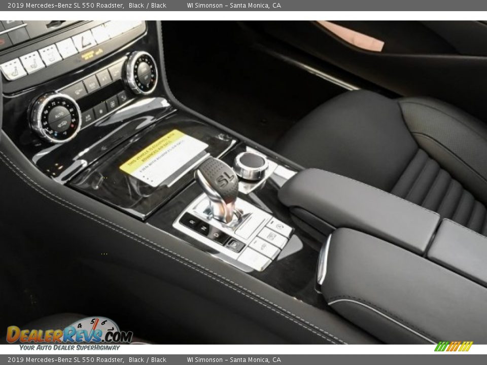 Controls of 2019 Mercedes-Benz SL 550 Roadster Photo #7