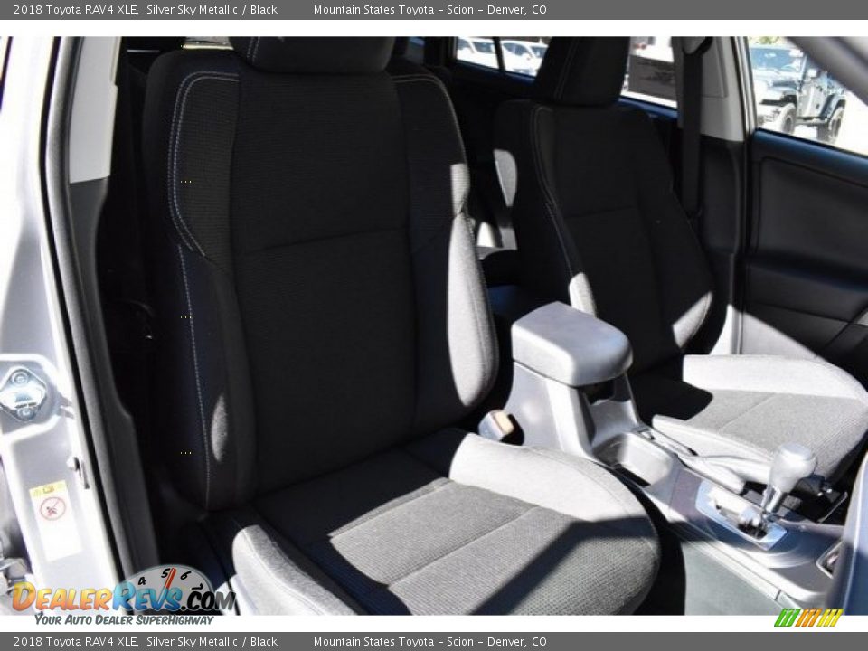 2018 Toyota RAV4 XLE Silver Sky Metallic / Black Photo #13
