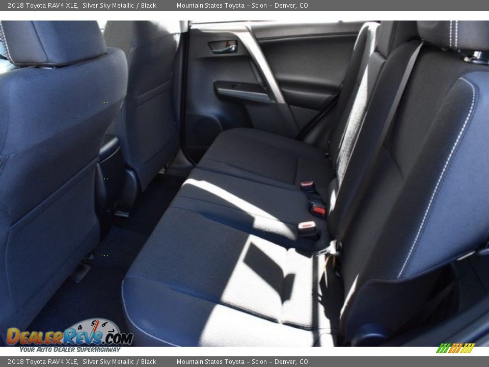 2018 Toyota RAV4 XLE Silver Sky Metallic / Black Photo #15