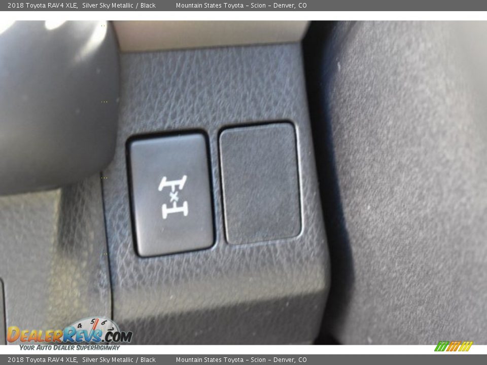 2018 Toyota RAV4 XLE Silver Sky Metallic / Black Photo #26
