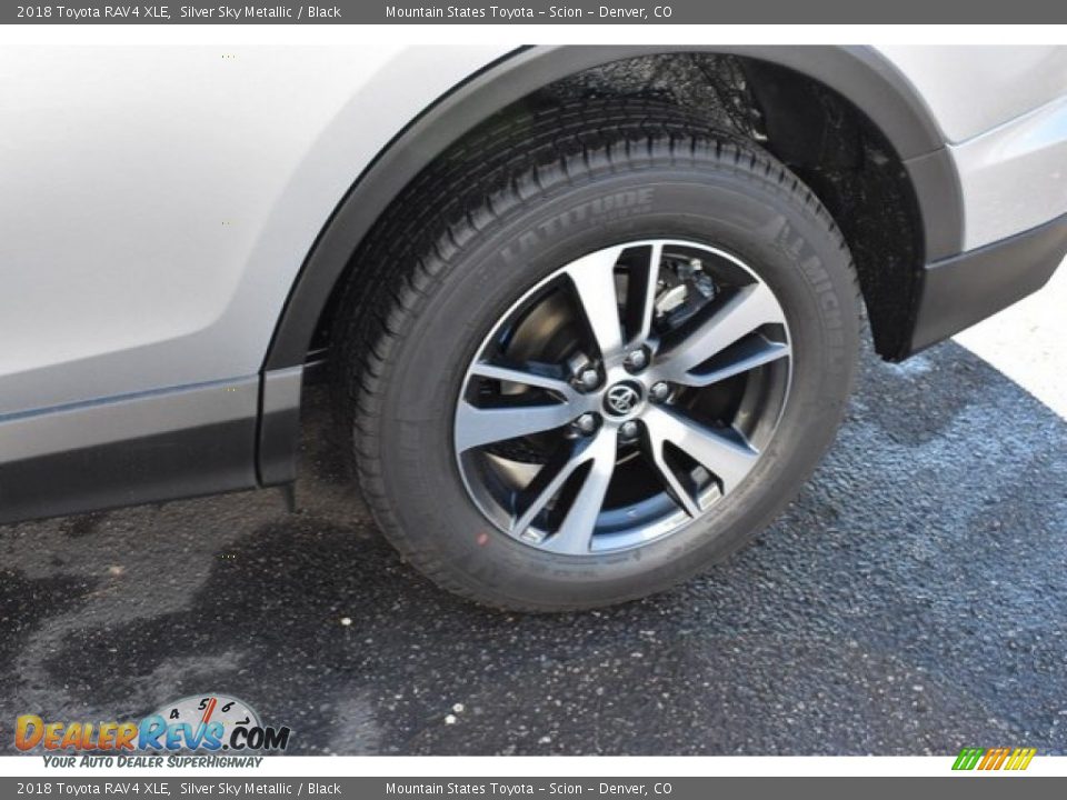 2018 Toyota RAV4 XLE Silver Sky Metallic / Black Photo #34