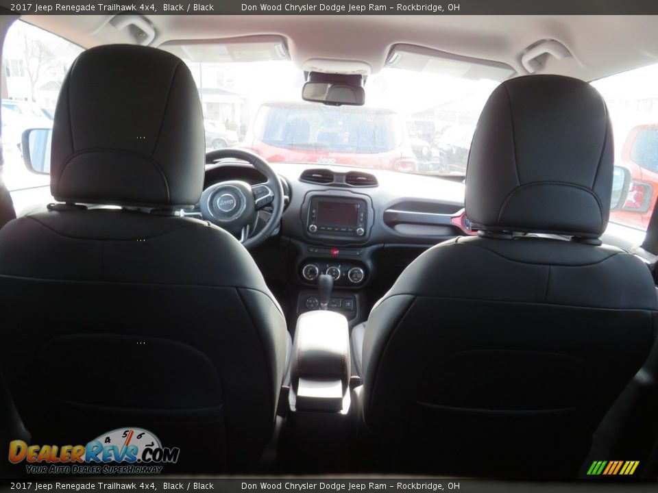 2017 Jeep Renegade Trailhawk 4x4 Black / Black Photo #8