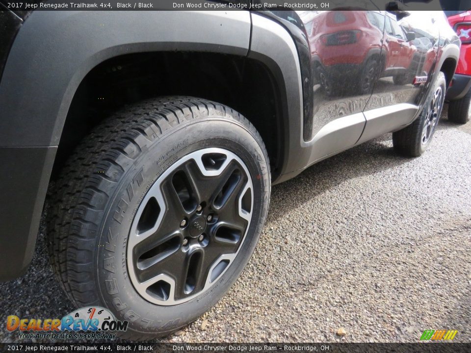 2017 Jeep Renegade Trailhawk 4x4 Black / Black Photo #10