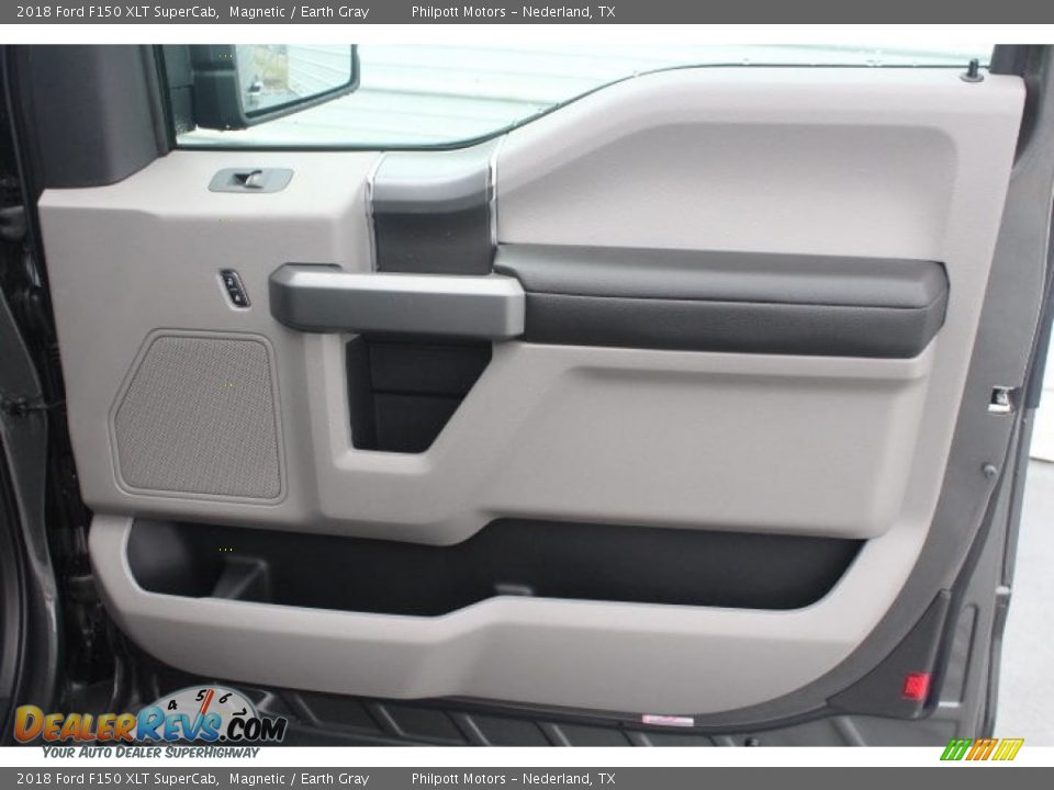 2018 Ford F150 XLT SuperCab Magnetic / Earth Gray Photo #32