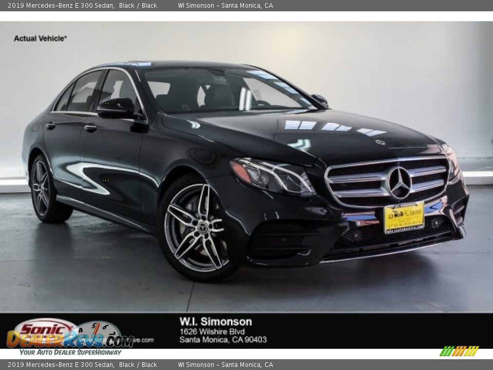 2019 Mercedes-Benz E 300 Sedan Black / Black Photo #1