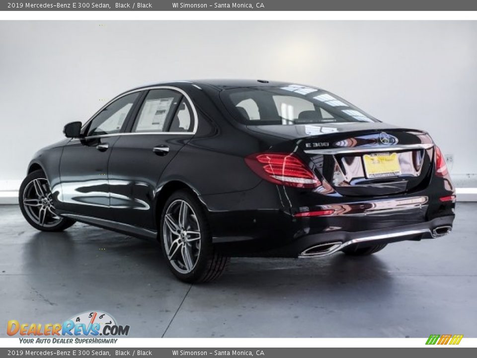 2019 Mercedes-Benz E 300 Sedan Black / Black Photo #2