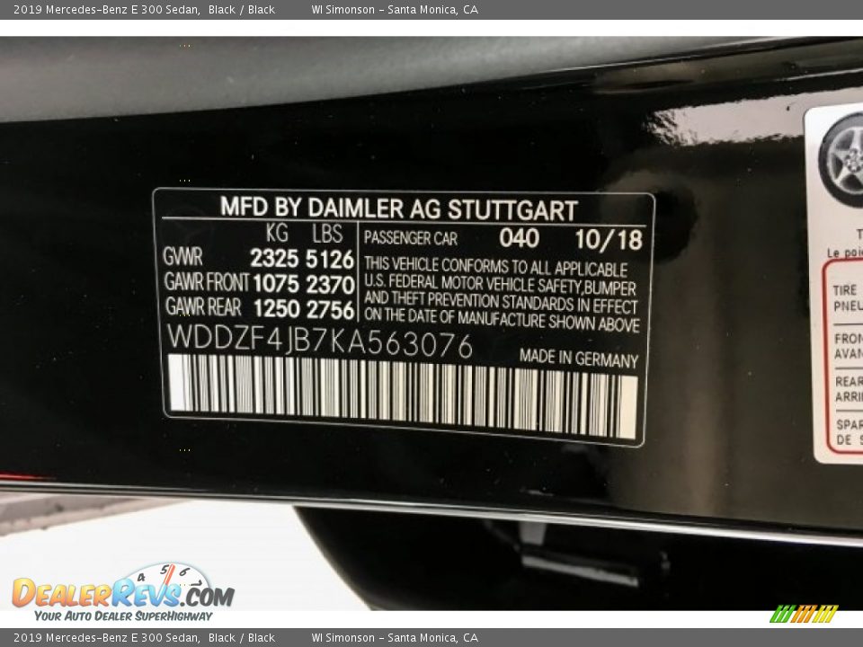 2019 Mercedes-Benz E 300 Sedan Black / Black Photo #11