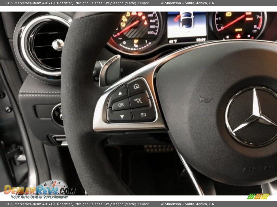 2019 Mercedes-Benz AMG GT Roadster Steering Wheel Photo #17