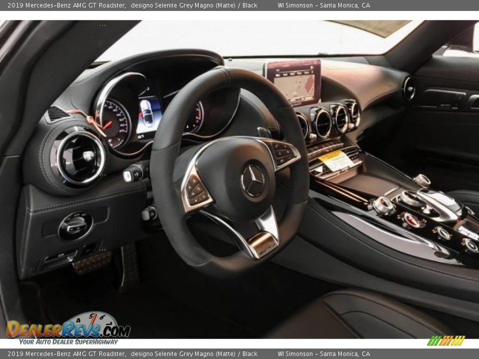 2019 Mercedes-Benz AMG GT Roadster Steering Wheel Photo #21
