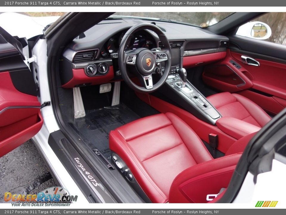 Black/Bordeaux Red Interior - 2017 Porsche 911 Targa 4 GTS Photo #11