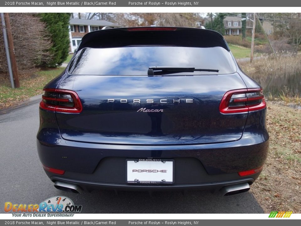2018 Porsche Macan Night Blue Metallic / Black/Garnet Red Photo #5