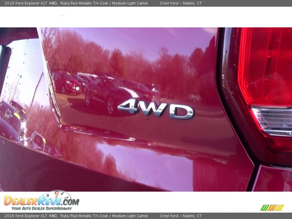 2016 Ford Explorer XLT 4WD Ruby Red Metallic Tri-Coat / Medium Light Camel Photo #9