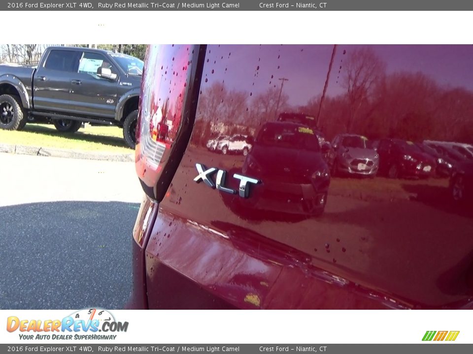 2016 Ford Explorer XLT 4WD Ruby Red Metallic Tri-Coat / Medium Light Camel Photo #10
