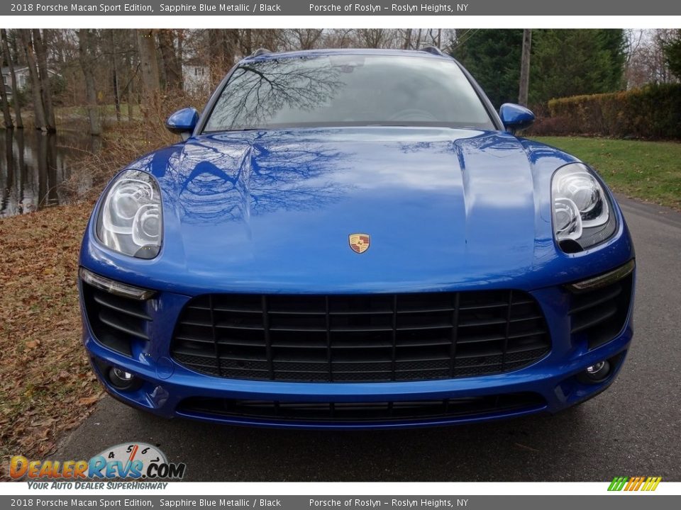 2018 Porsche Macan Sport Edition Sapphire Blue Metallic / Black Photo #2