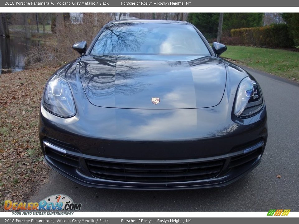 2018 Porsche Panamera 4 Volcano Grey Metallic / Black Photo #2