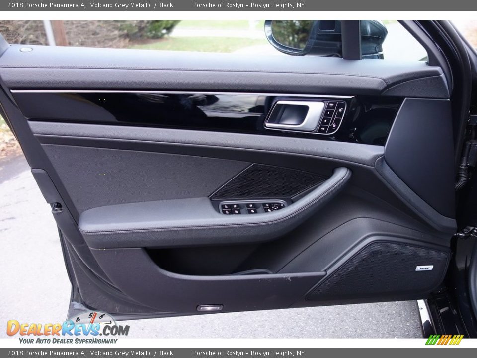 2018 Porsche Panamera 4 Volcano Grey Metallic / Black Photo #11