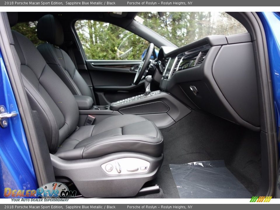 Front Seat of 2018 Porsche Macan Sport Edition Photo #18