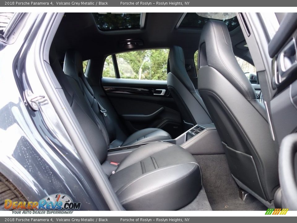 2018 Porsche Panamera 4 Volcano Grey Metallic / Black Photo #19