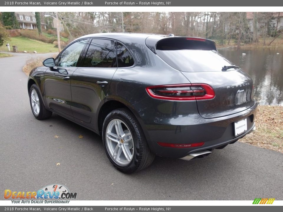 2018 Porsche Macan Volcano Grey Metallic / Black Photo #6
