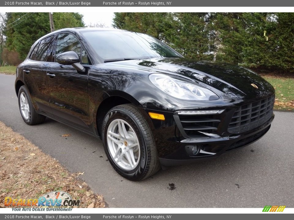 2018 Porsche Macan Black / Black/Luxor Beige Photo #1