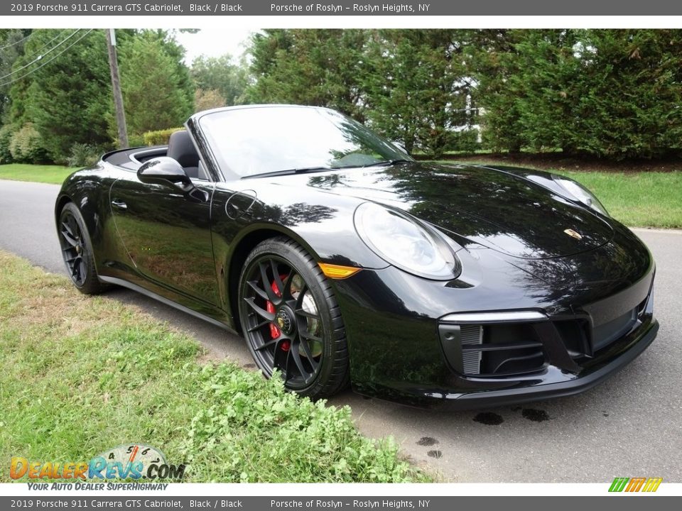 Front 3/4 View of 2019 Porsche 911 Carrera GTS Cabriolet Photo #1