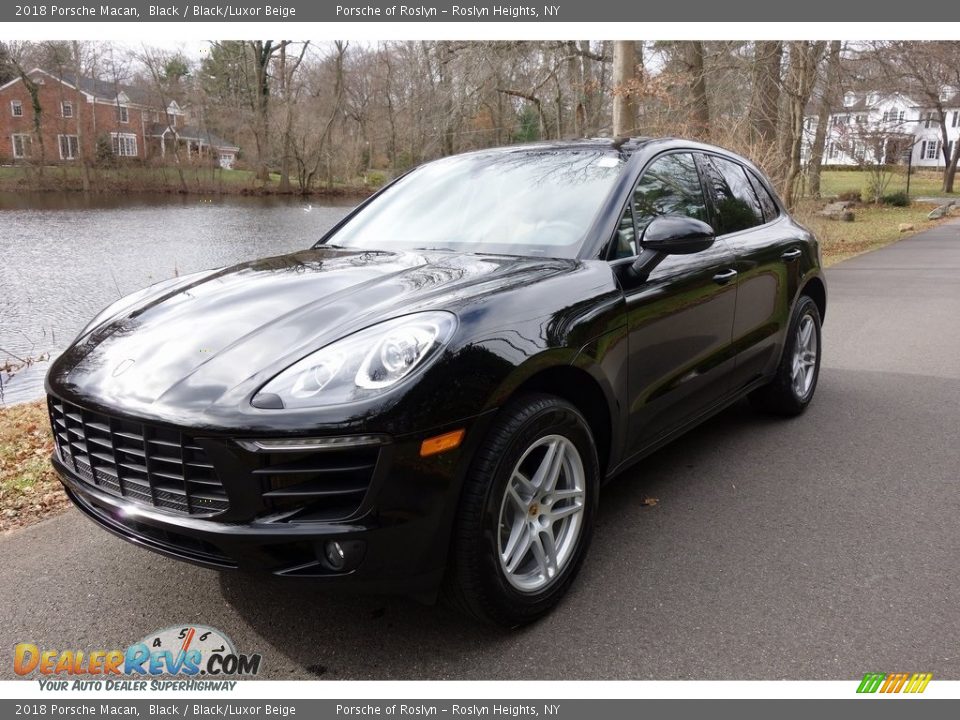 2018 Porsche Macan Black / Black/Luxor Beige Photo #8