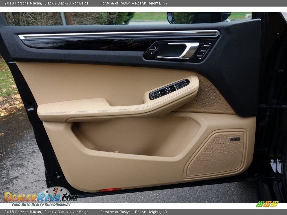 2018 Porsche Macan Black / Black/Luxor Beige Photo #11