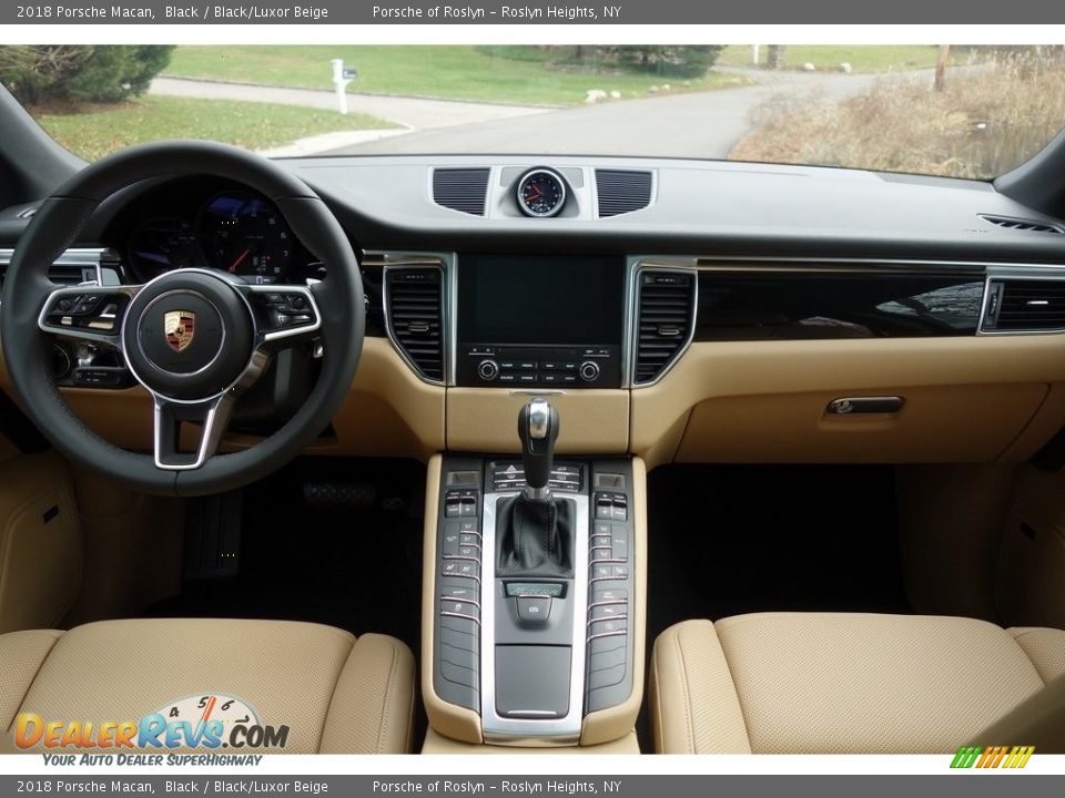2018 Porsche Macan Black / Black/Luxor Beige Photo #14