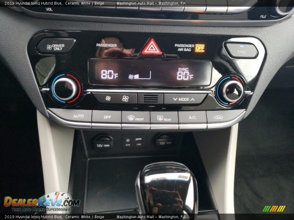 Controls of 2019 Hyundai Ioniq Hybrid Blue Photo #22