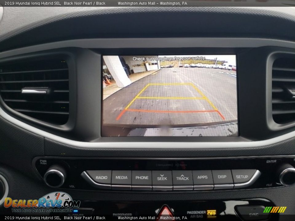 Controls of 2019 Hyundai Ioniq Hybrid SEL Photo #22
