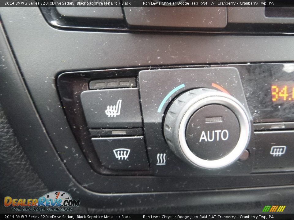 2014 BMW 3 Series 320i xDrive Sedan Black Sapphire Metallic / Black Photo #15