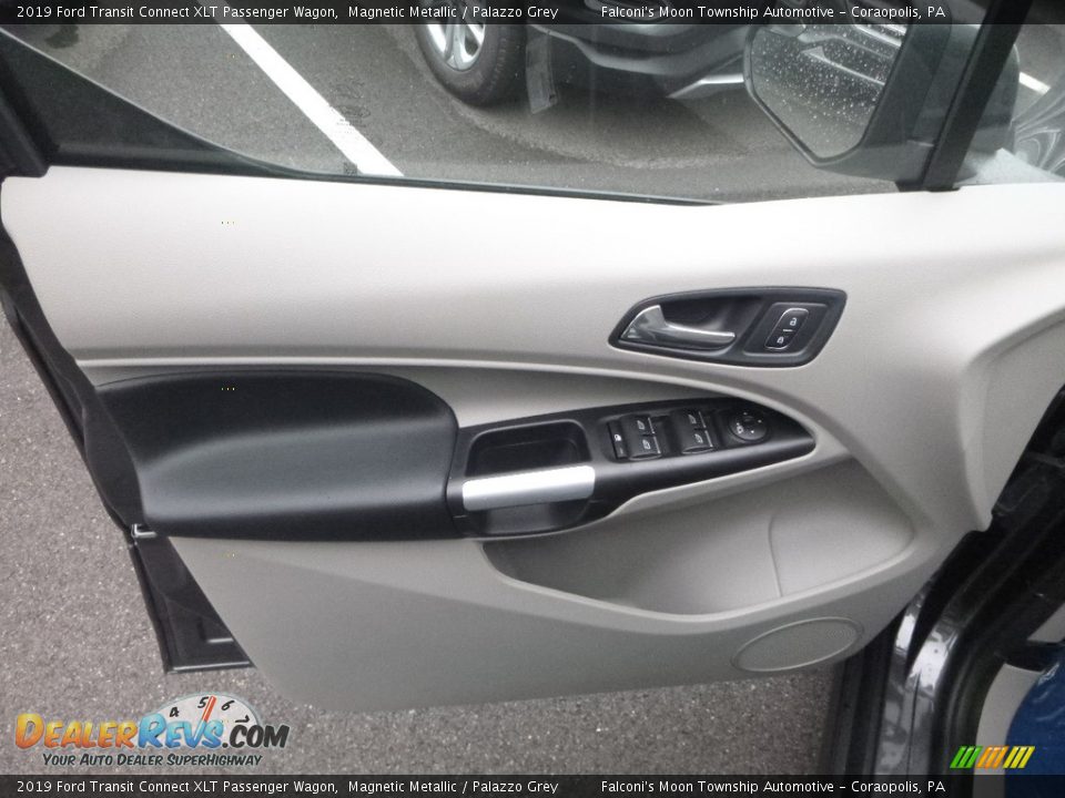 Door Panel of 2019 Ford Transit Connect XLT Passenger Wagon Photo #11